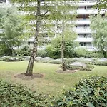 Grand studio fonctionnel, calme et ensoleillé