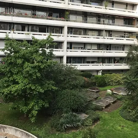 Grand Fonctionnel, Calme Et Ensoleillé *