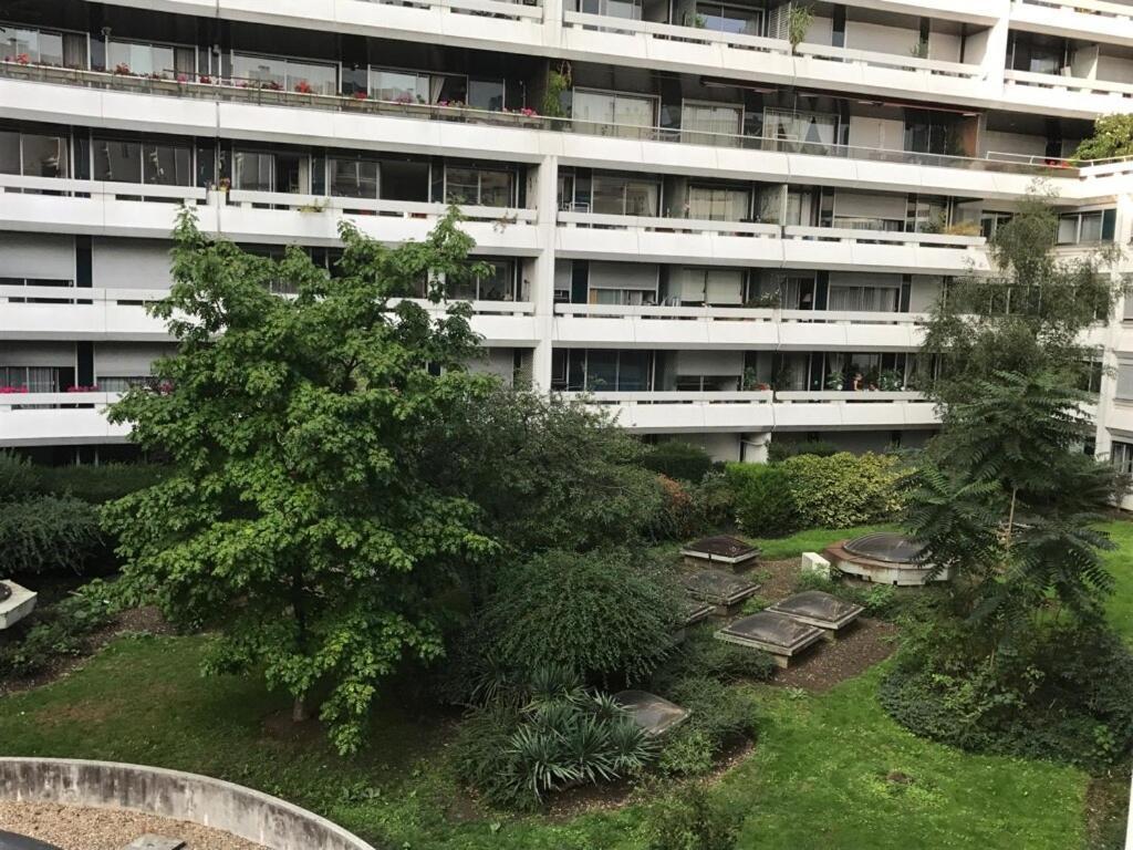 Grand Fonctionnel, Calme Et Ensoleillé *